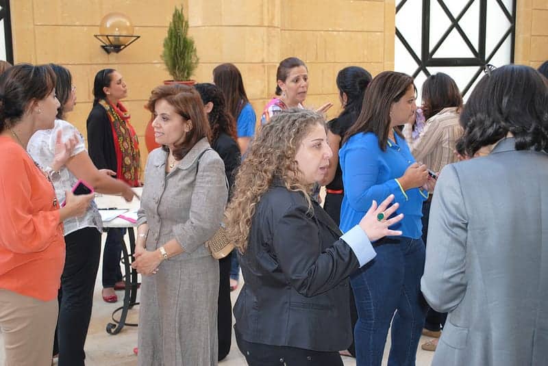 2013-11-04 WIL Amman Blog Women discussing