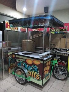 A typical food cart in the Philippines